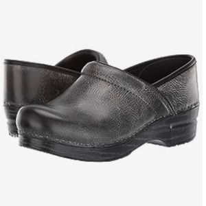 Dansko professionals clogs